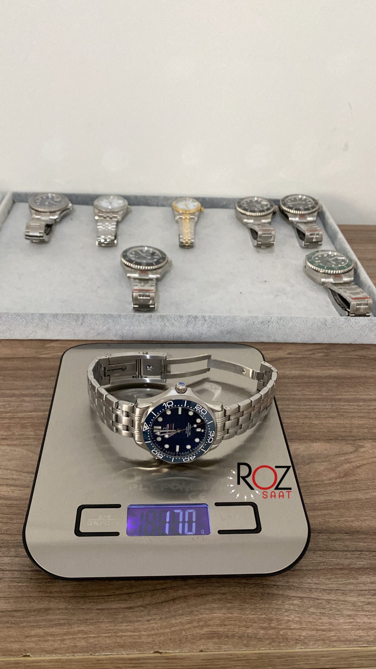 omega-seamaster-diver-300-m-gumus-mavi-replika-saat