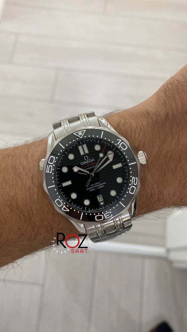 omega-seamaster-diver-300-m-siyah-kadran-osd02
