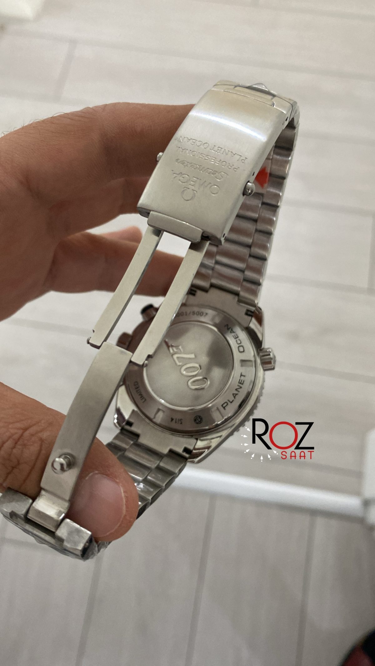 omega-planet-ocean-seamaster-007-james-bond-mavi-replika-saat