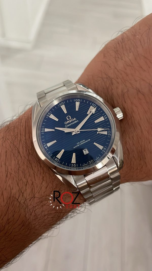 omega-seamaster-aqua-terra-gumus-mavi-oat03