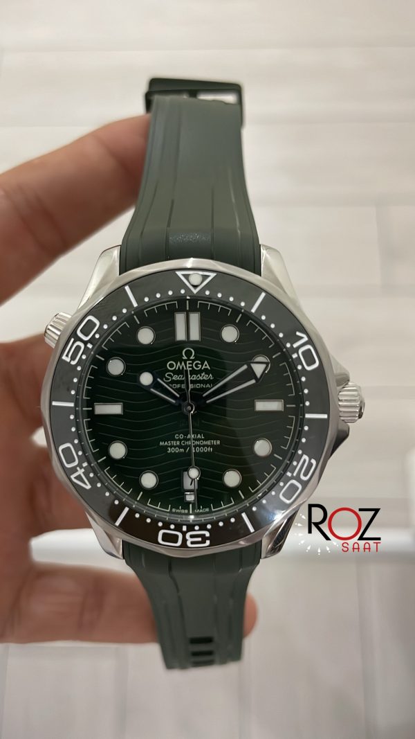 omega-seamaster-diver-300m-yesil-kaucuk-replika-saat-osd07