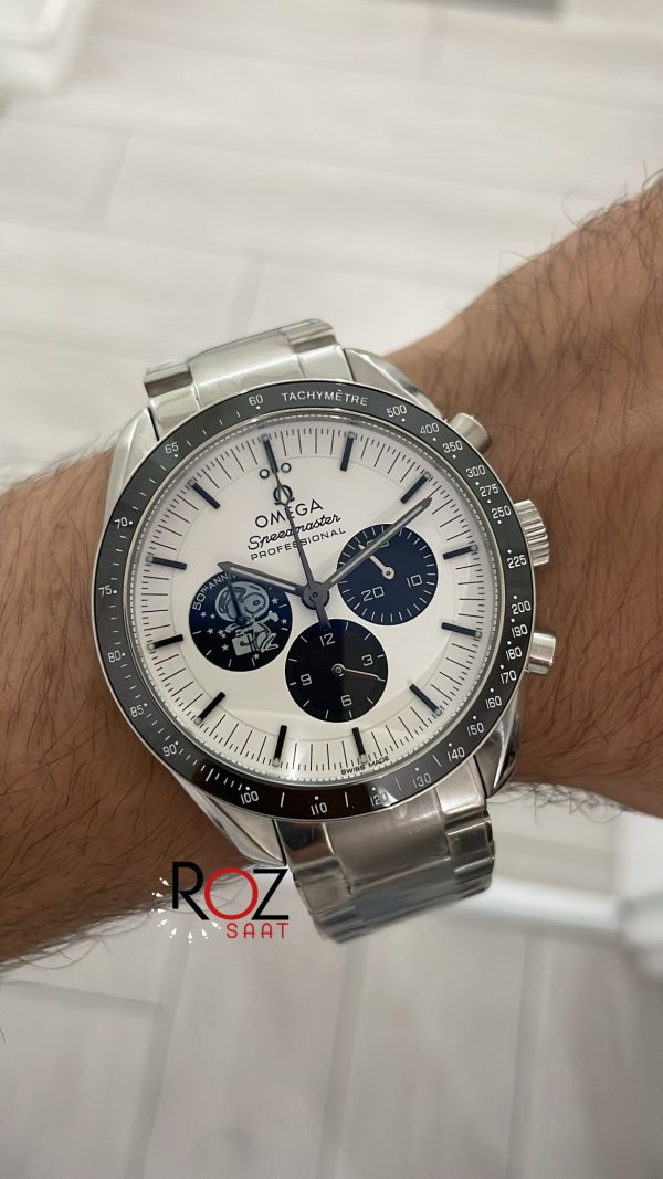 omega-speedmaster-snoopy-award-50th-anniversary-siyah-42-mm-replika-saat
