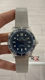 omega-seamaster-diver-300m-james-bond-60th-anniversary-mavi-replika-saat